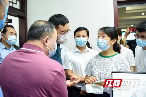 昌都最新医保套现24小时微信方法分析(最方便真实的昌都医保卡提现套取微信方法)